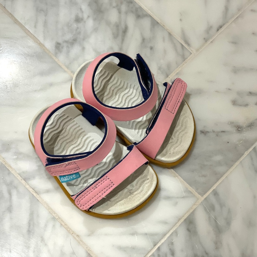 Native infant/toddler sandals